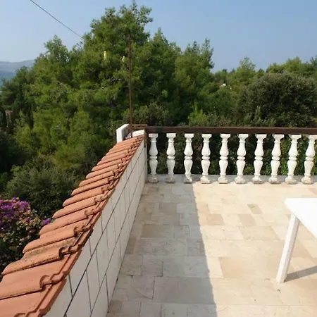 Augustina Stari Grad (Hvar)